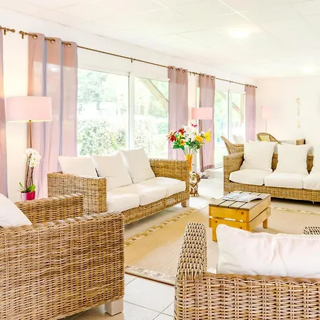Chic Lakeside Escape Appartement