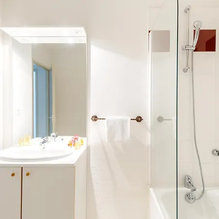 Chic Lakeside Escape * Aureilhan (Landes)